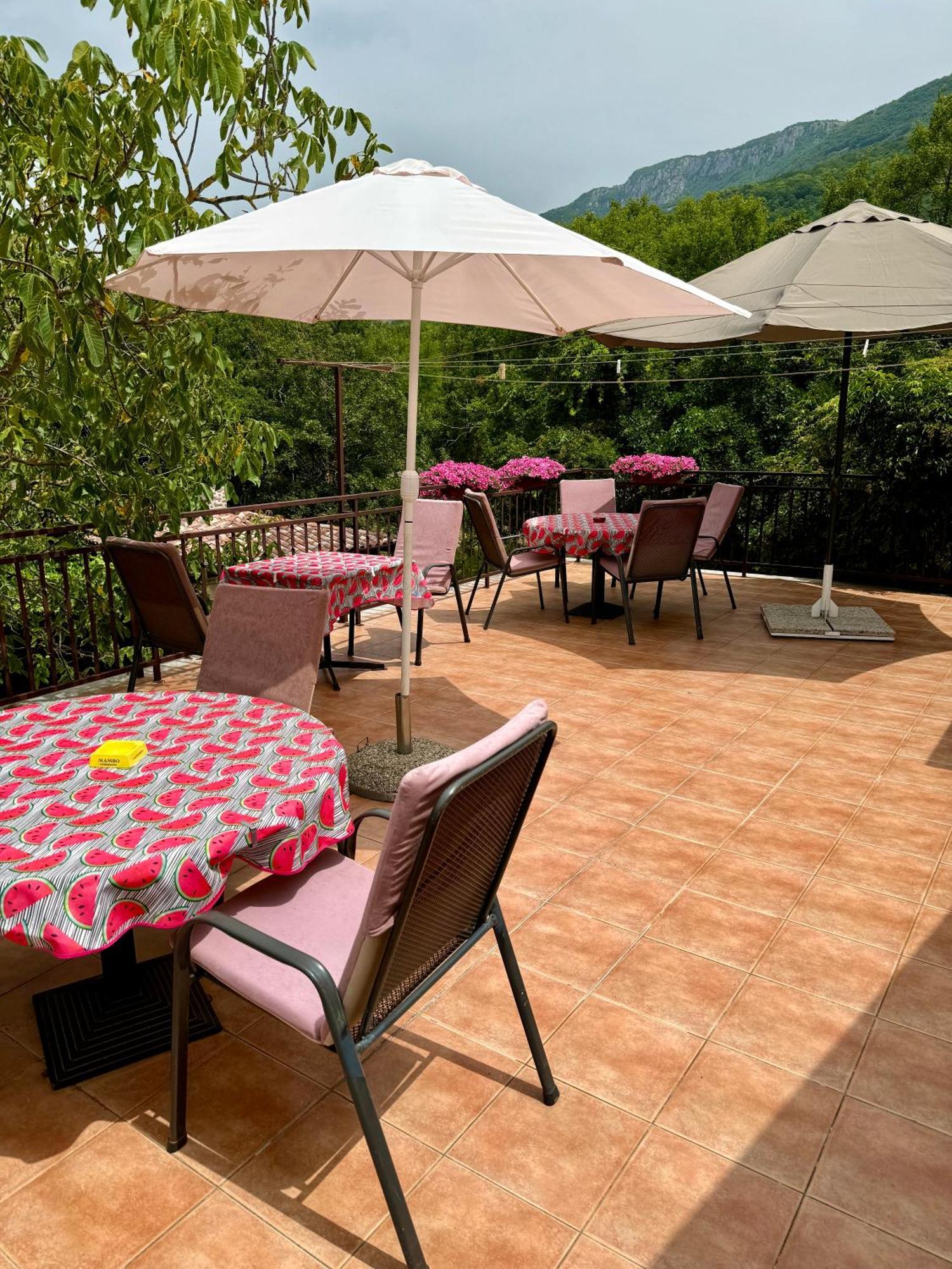 Guest House Renata Plomin Bagian luar foto